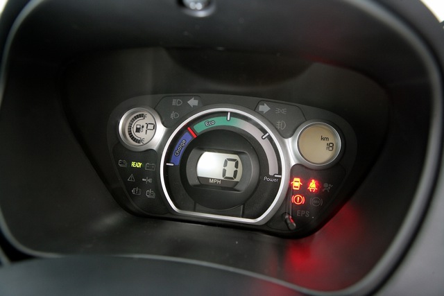 Mitsubishi I-Miev photo 22