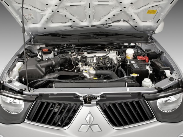 Mitsubishi L 200 Foto 67