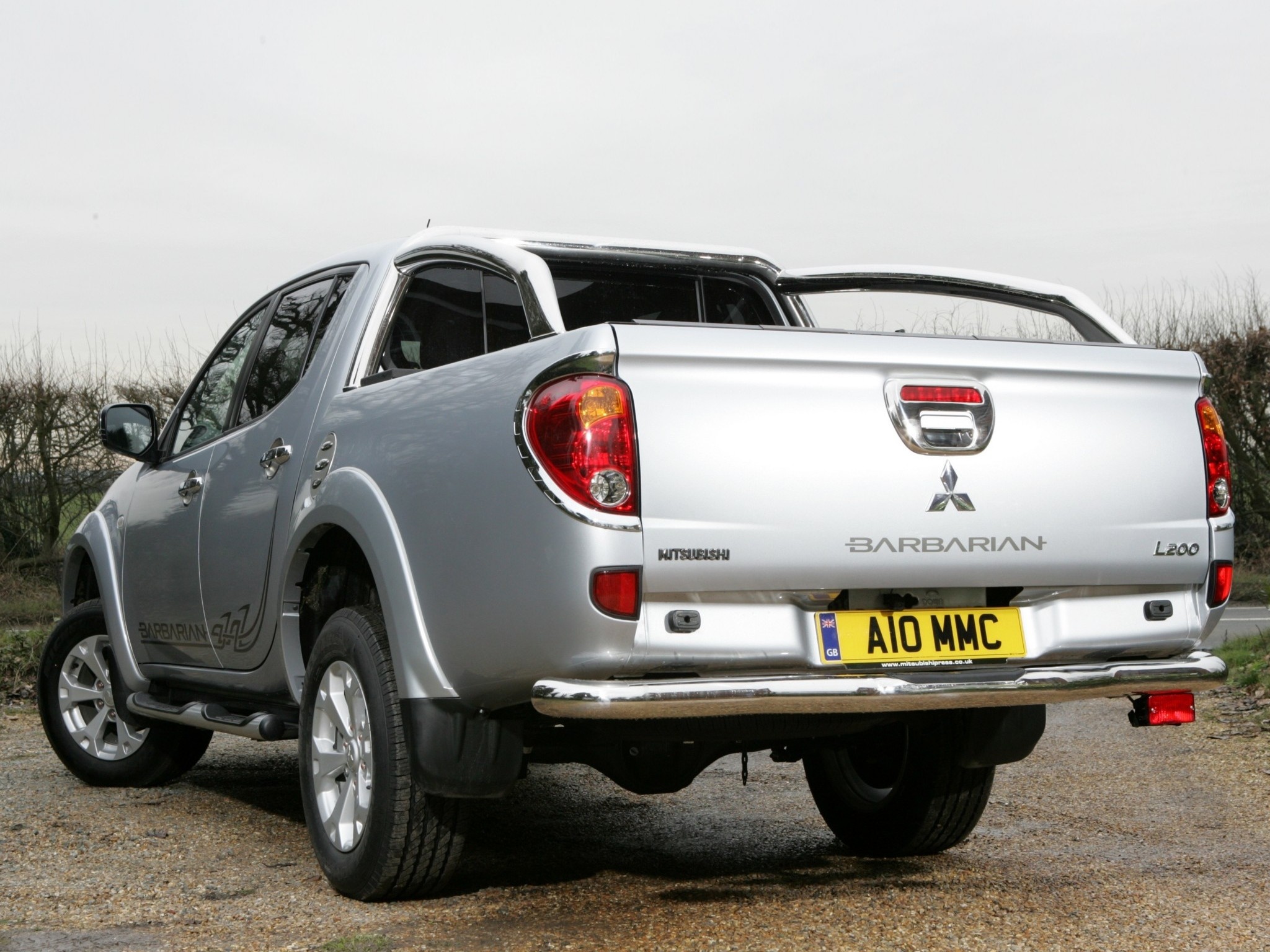 Mitsubishi L 200 photo 9