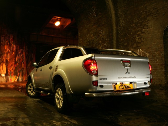 Mitsubishi L 200 Foto 14