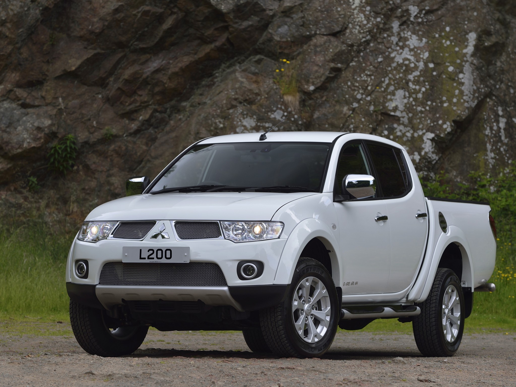 Mitsubishi L 200 photo 21