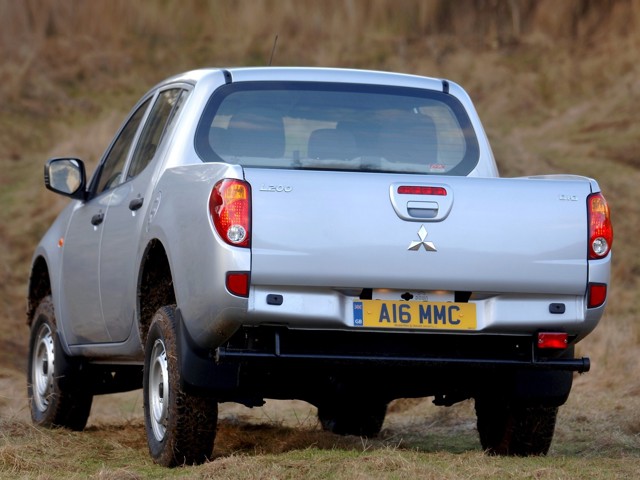 Mitsubishi L 200 Foto 27