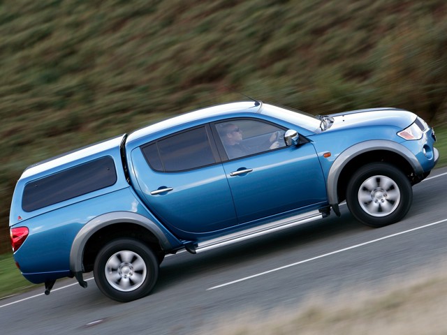 Mitsubishi L 200 Foto 33