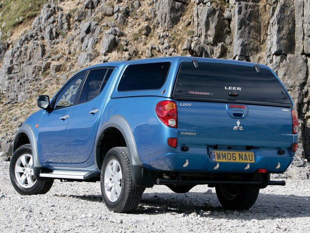 Mitsubishi L 200 Foto 35