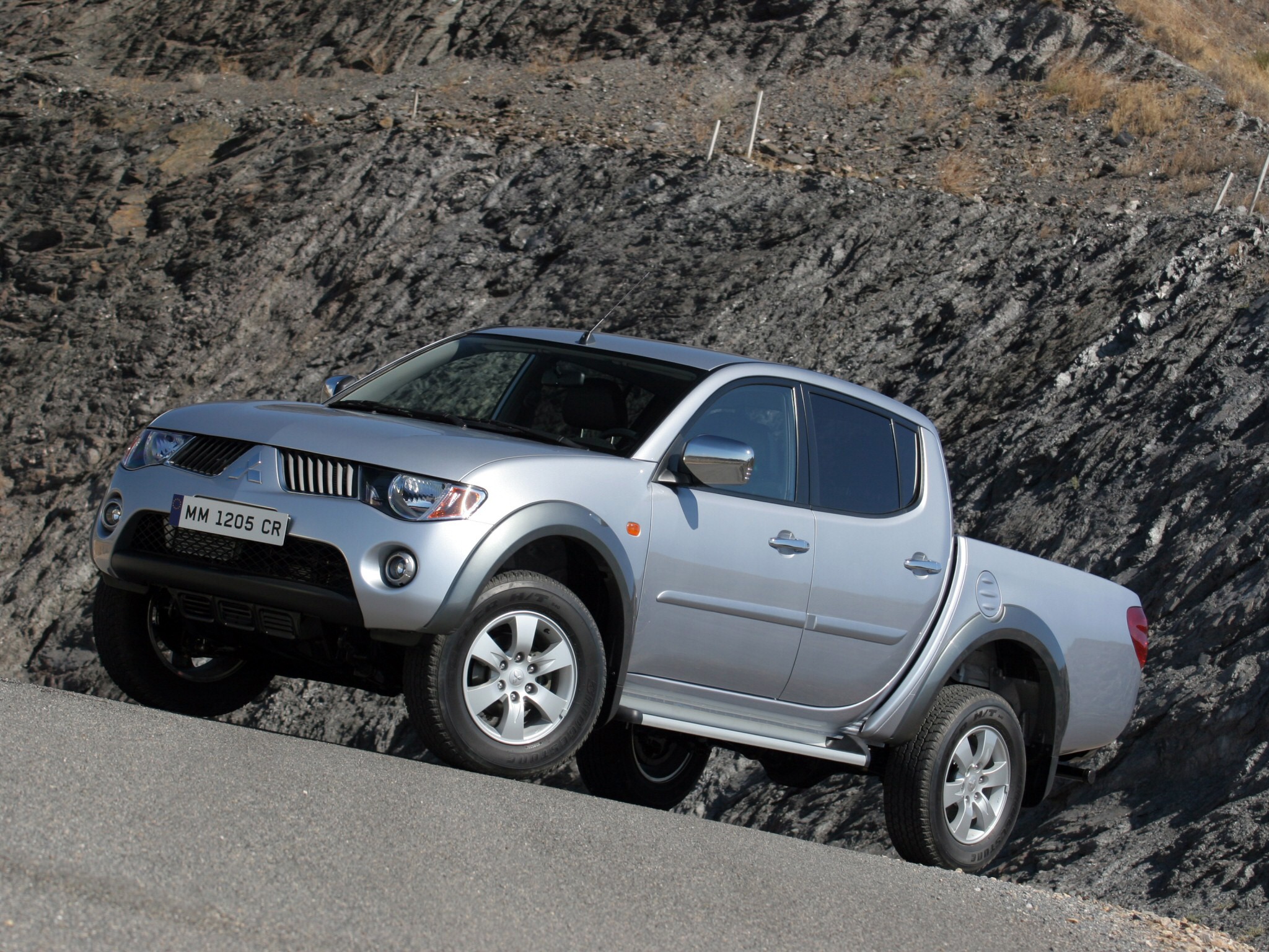 Mitsubishi L 200 photo 40
