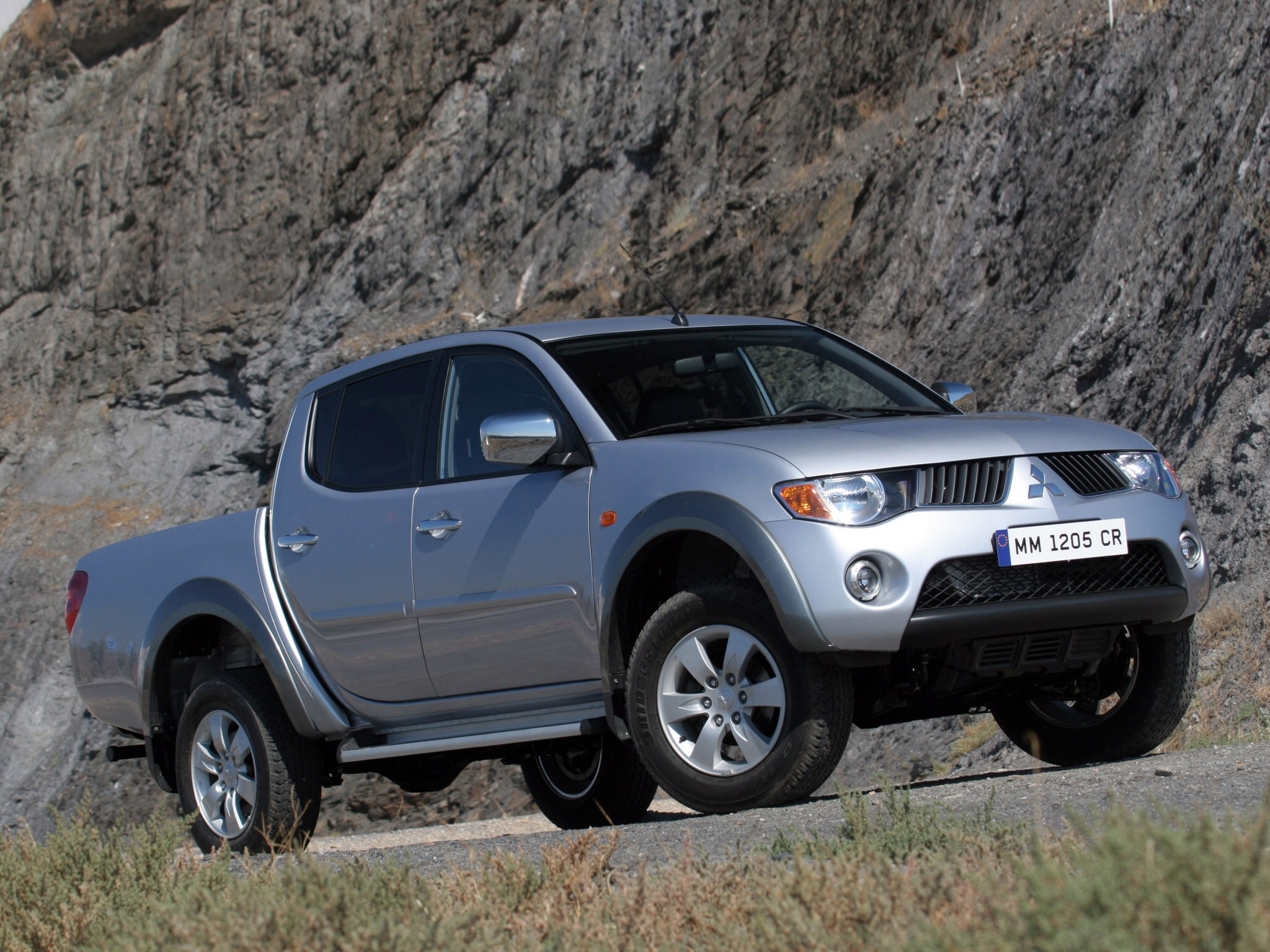 Mitsubishi L 200 photo 44