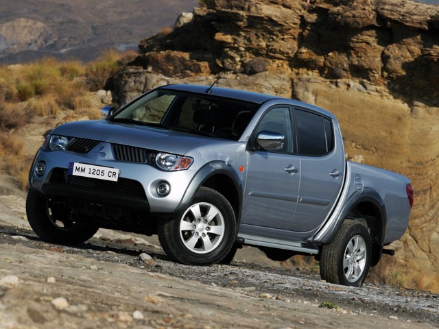 Mitsubishi L 200 Foto 46