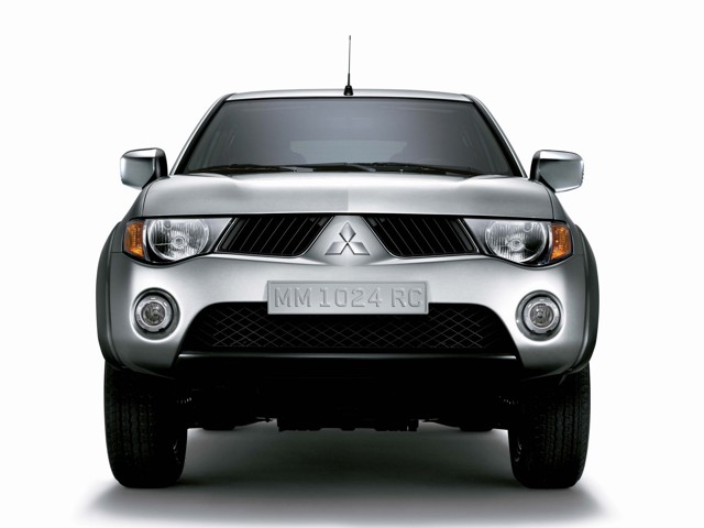 Mitsubishi L 200 Foto 47