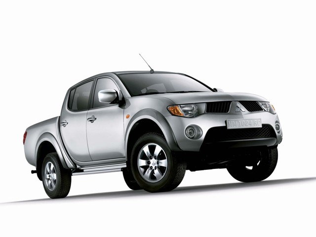 Mitsubishi L 200 Foto 48