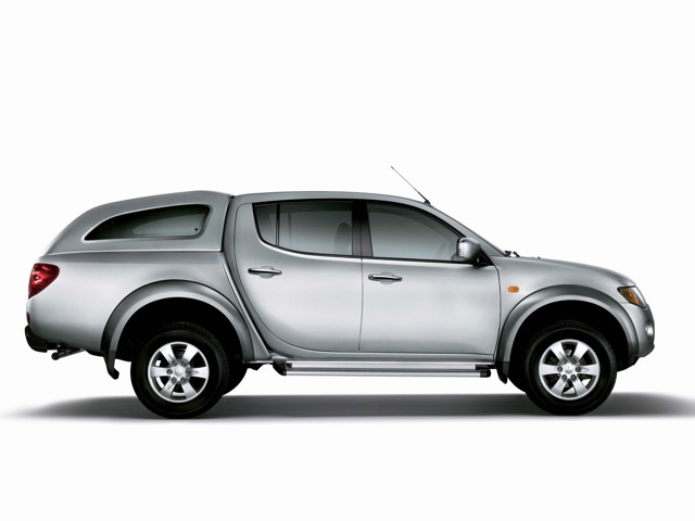 Mitsubishi L 200 Foto 49