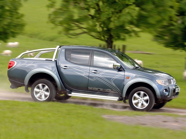 Mitsubishi L 200 Foto 51