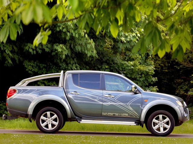 Mitsubishi L 200 Foto 52