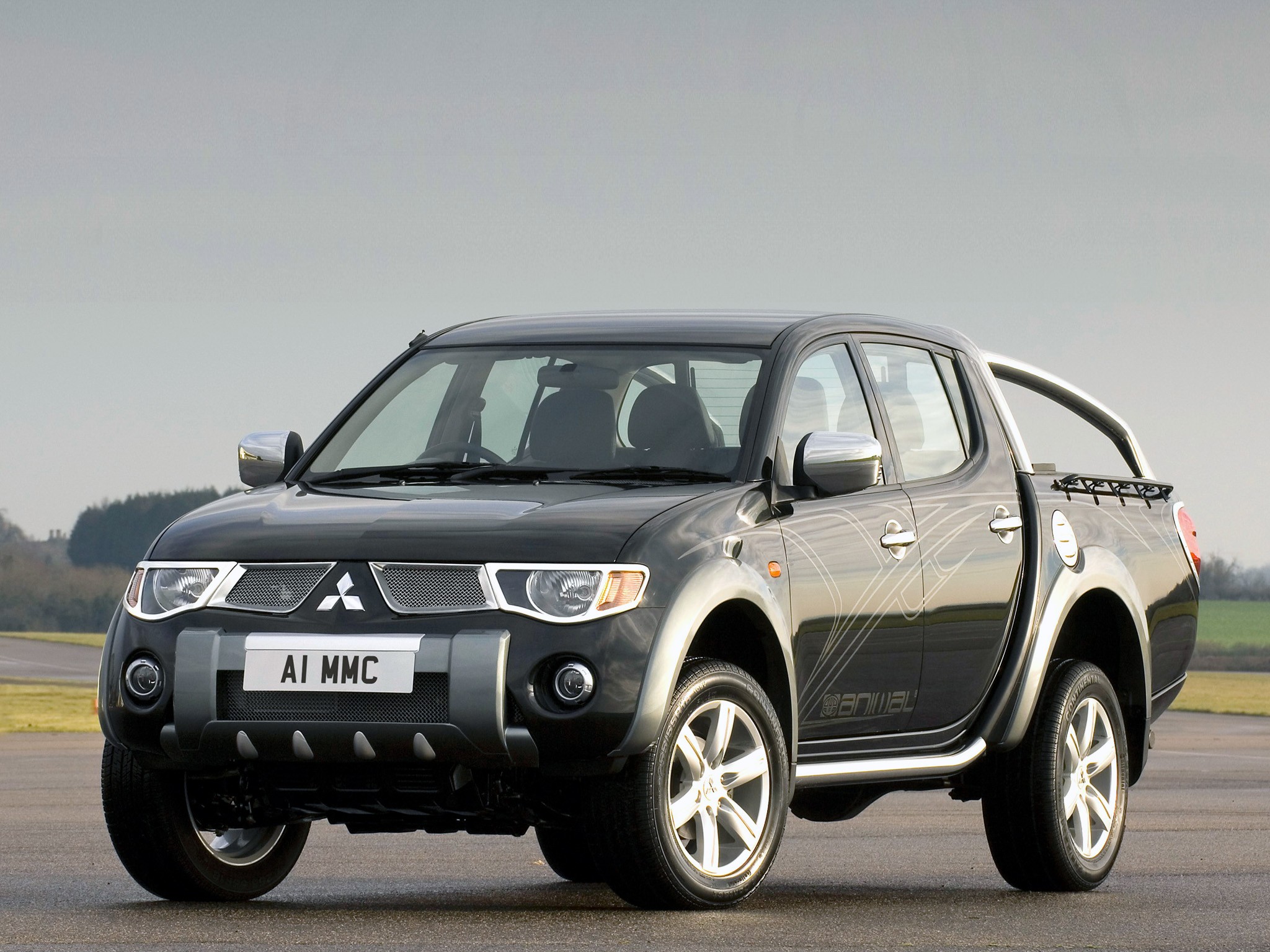 Mitsubishi L 200 photo 54