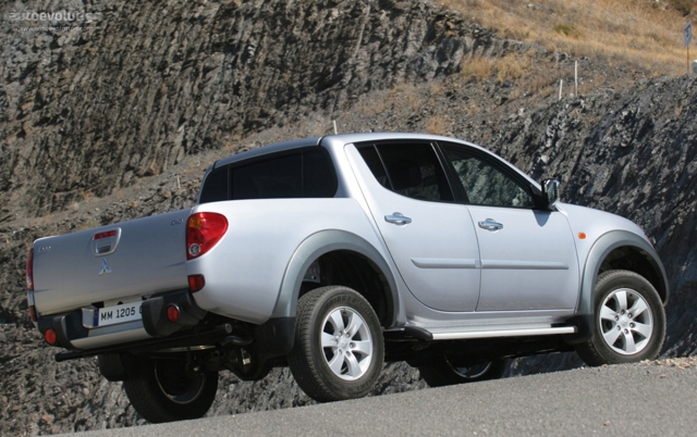 Mitsubishi L 200 Foto 4