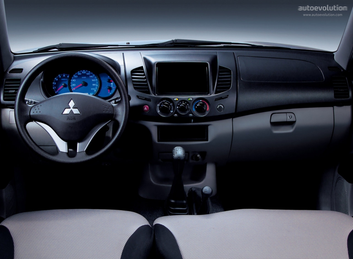 Mitsubishi L 200 photo 4