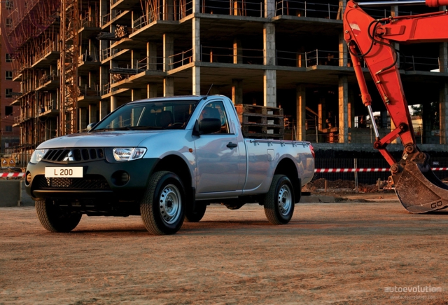 Mitsubishi L 200 photo 3