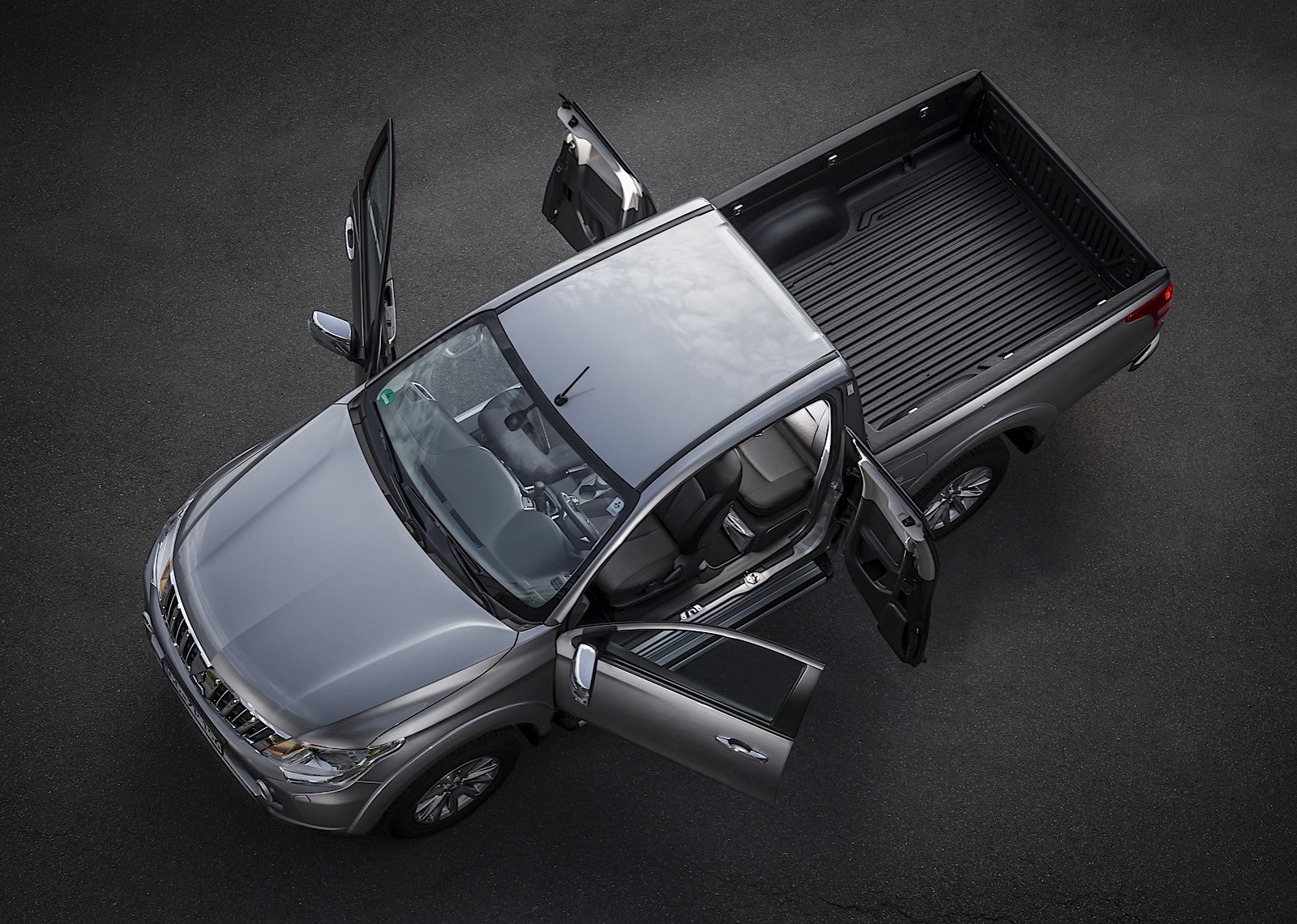 Mitsubishi L 200 photo 8