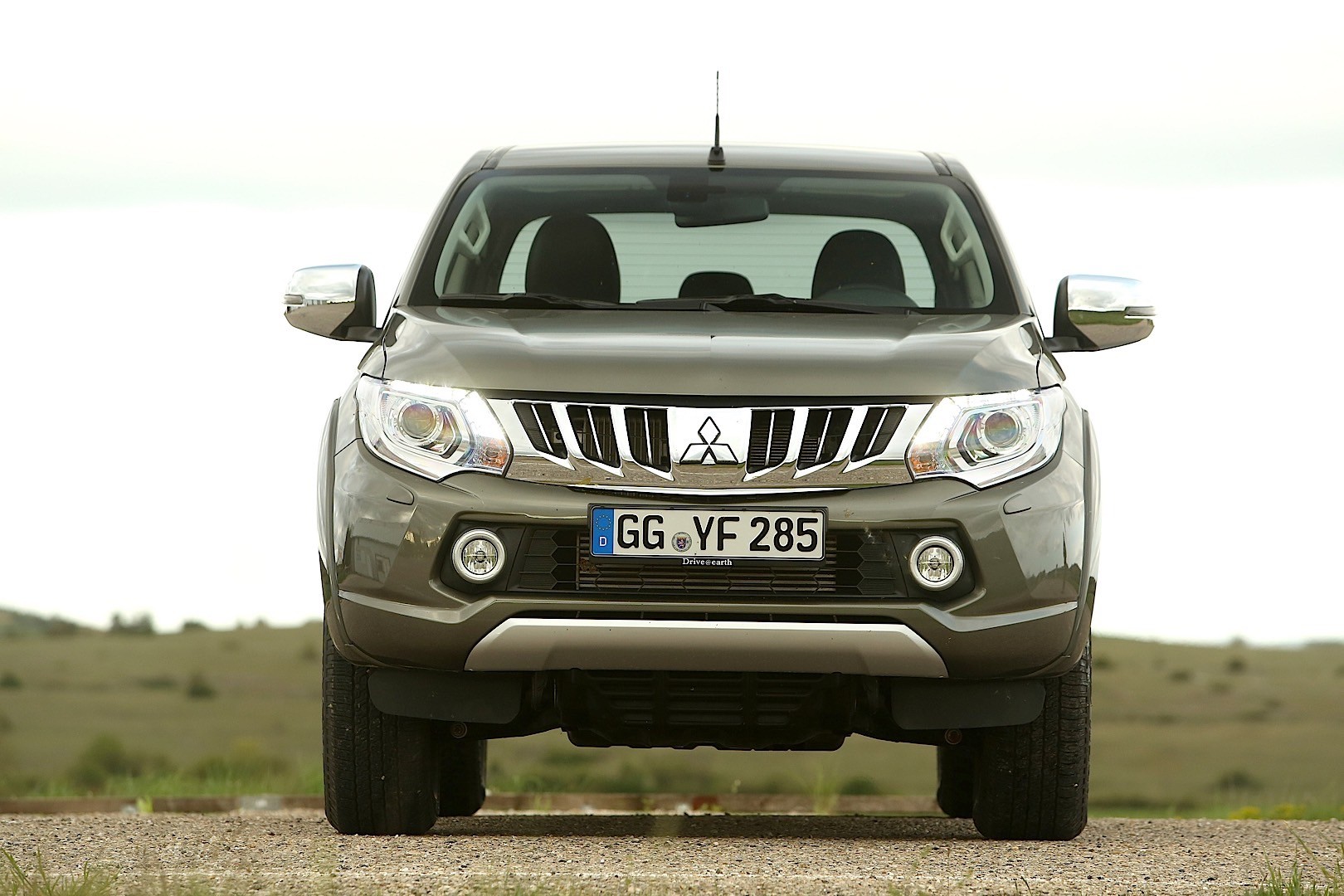 Mitsubishi L 200 photo 4