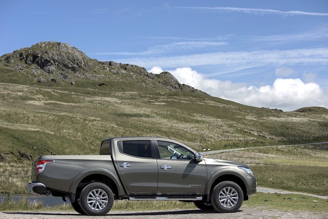 Mitsubishi L 200 Foto 5