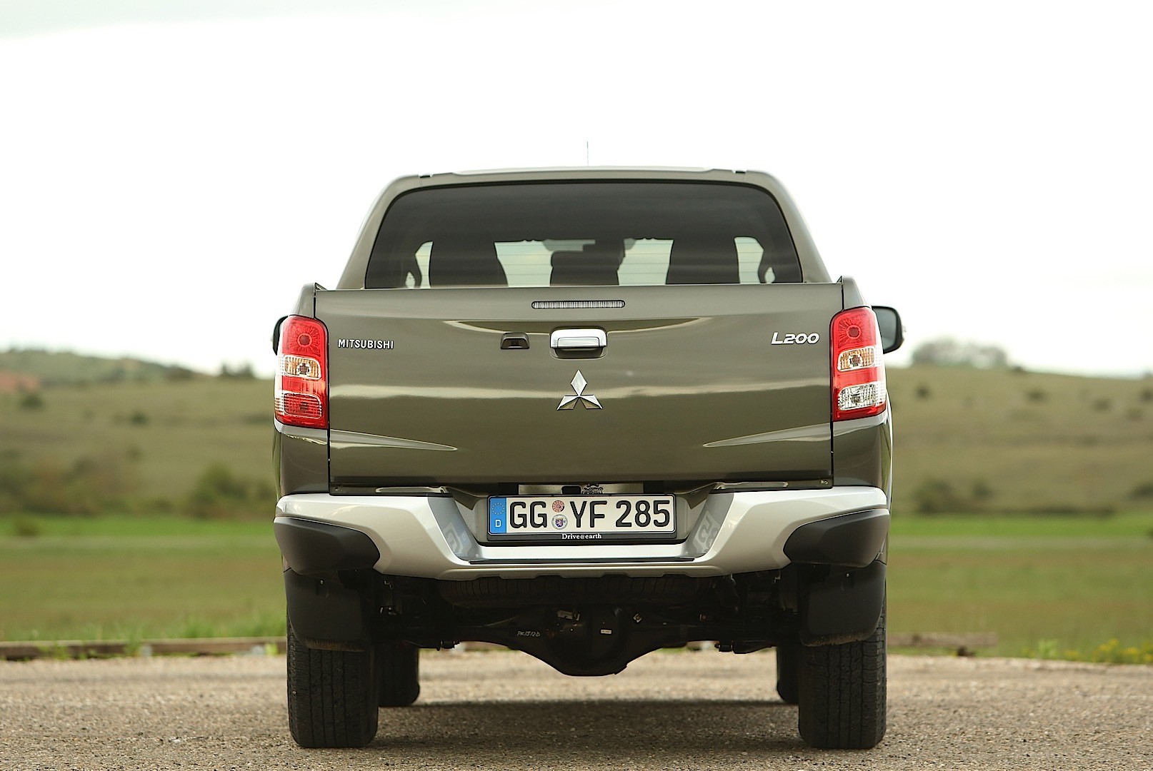 Mitsubishi L 200 photo 18