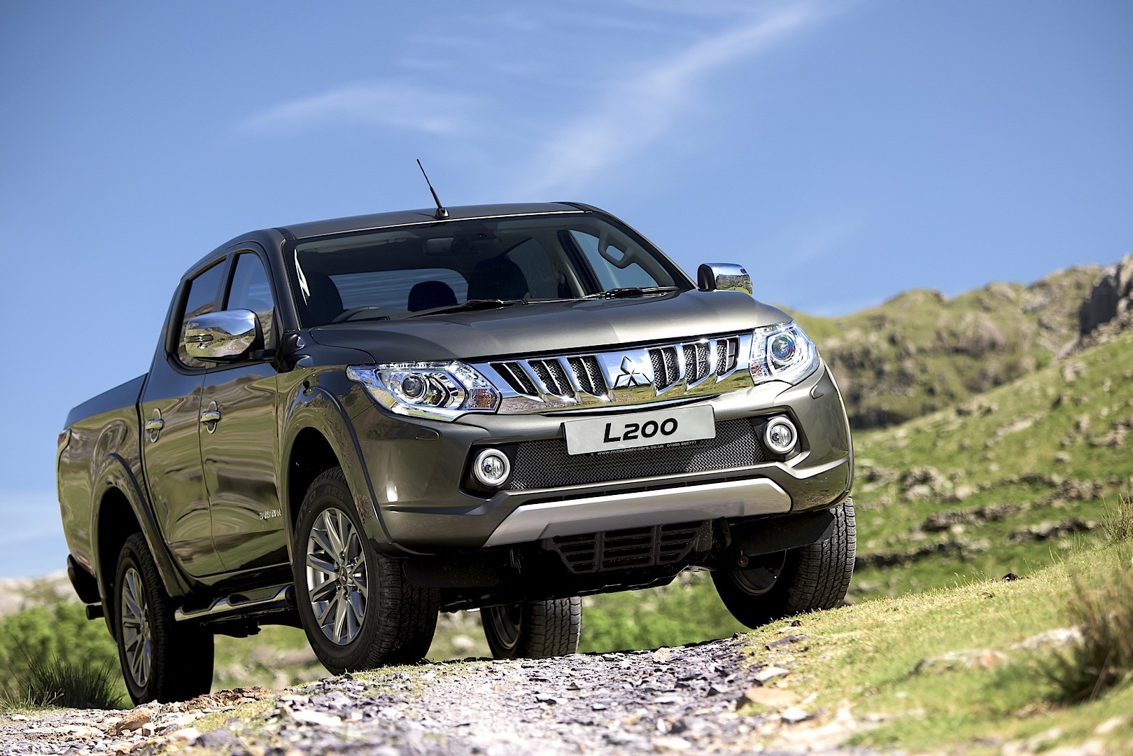 Mitsubishi L 200 photo 19