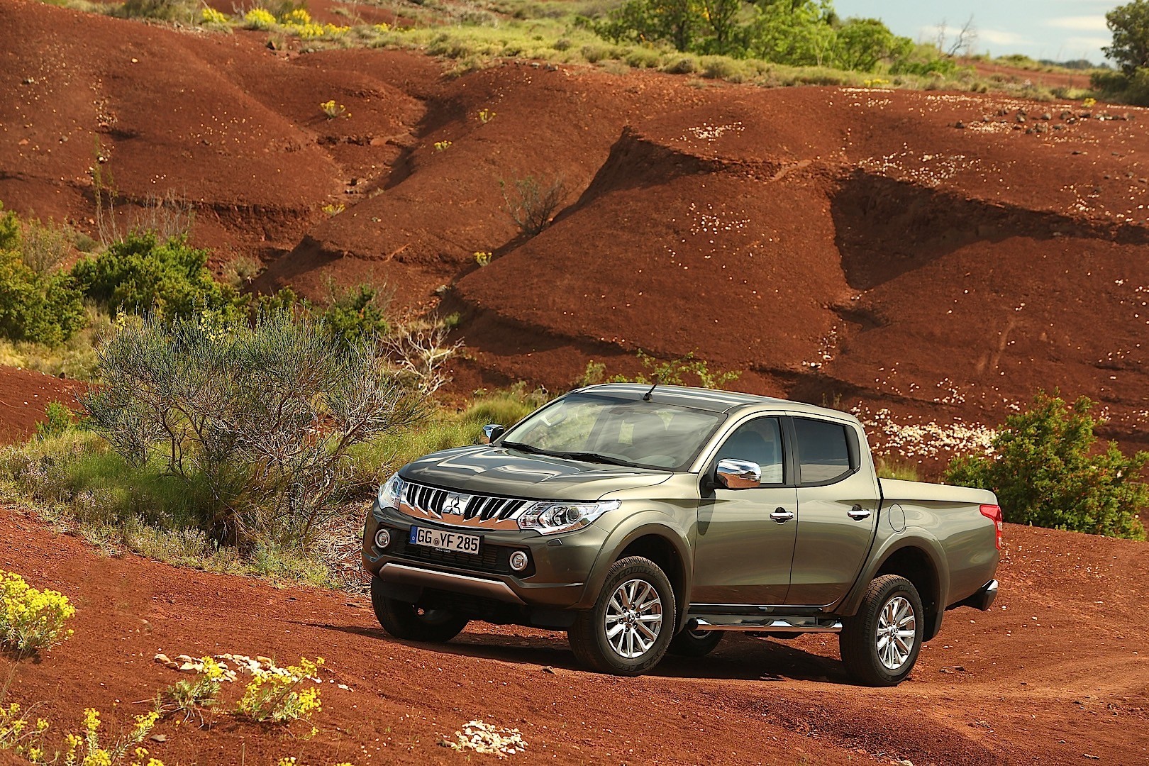 Mitsubishi L 200 photo 21