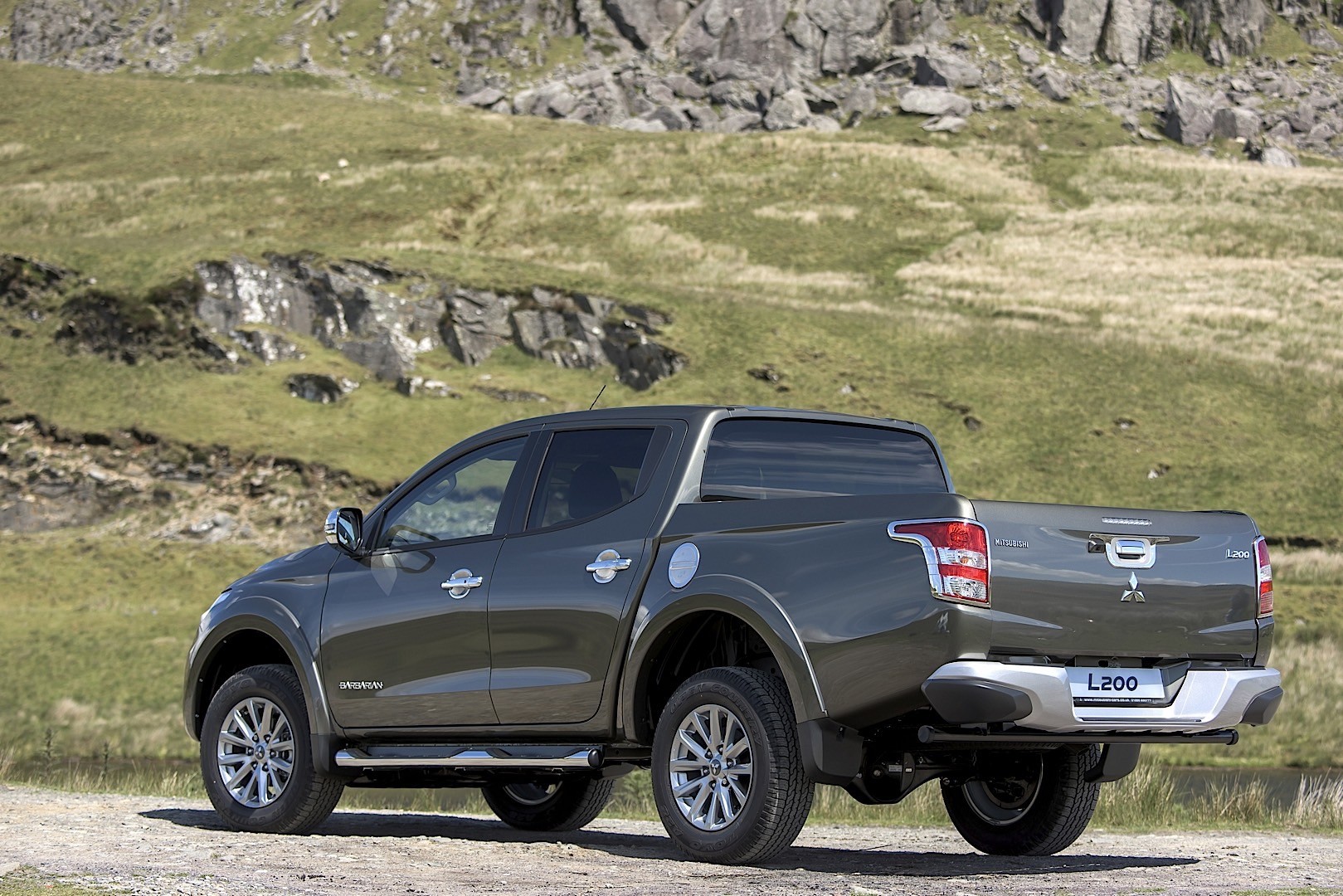 Mitsubishi L 200 photo 34