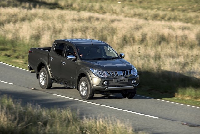 Mitsubishi L 200 Foto 39