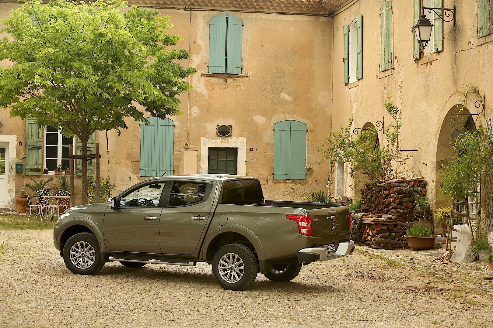 Mitsubishi L 200 photo 44