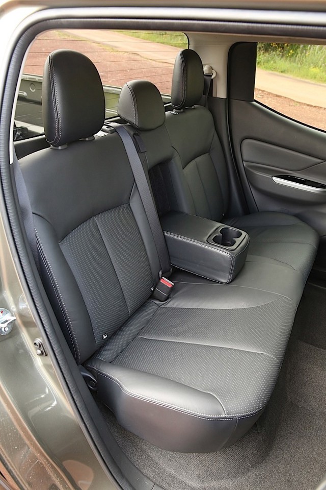 Mitsubishi L 200 Foto 58