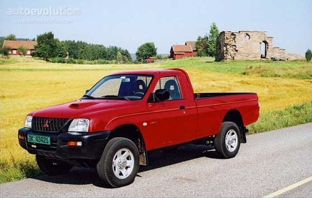 Mitsubishi L 200 photo 1