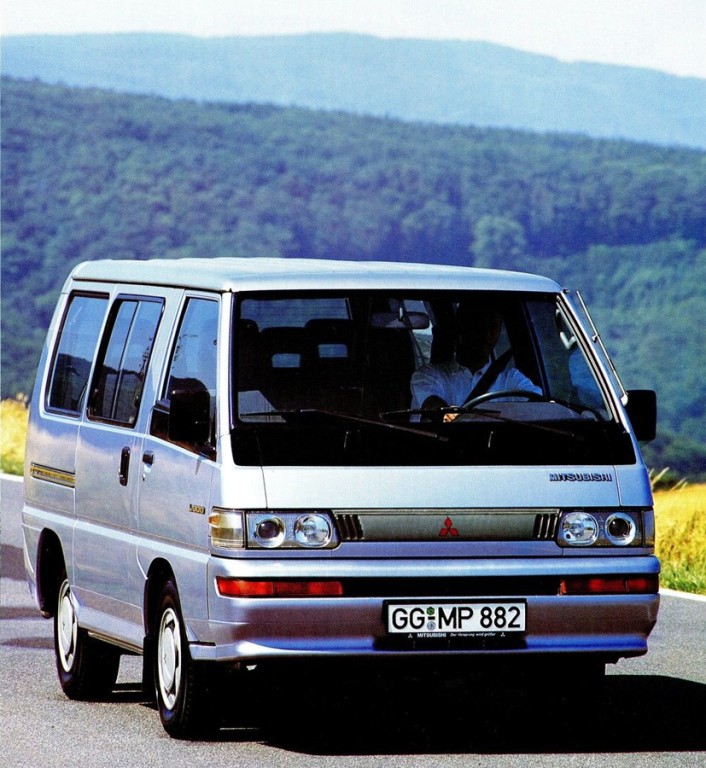 Mitsubishi L300 photo 3