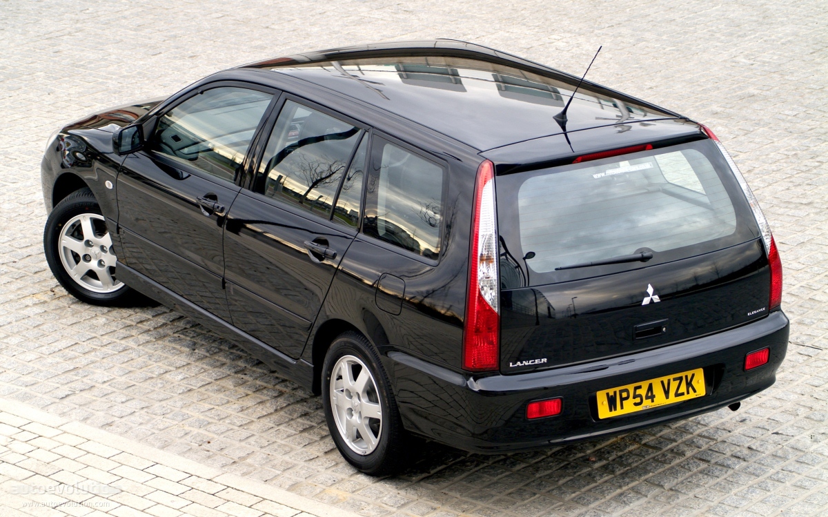 Mitsubishi Lancer Combi photo 3