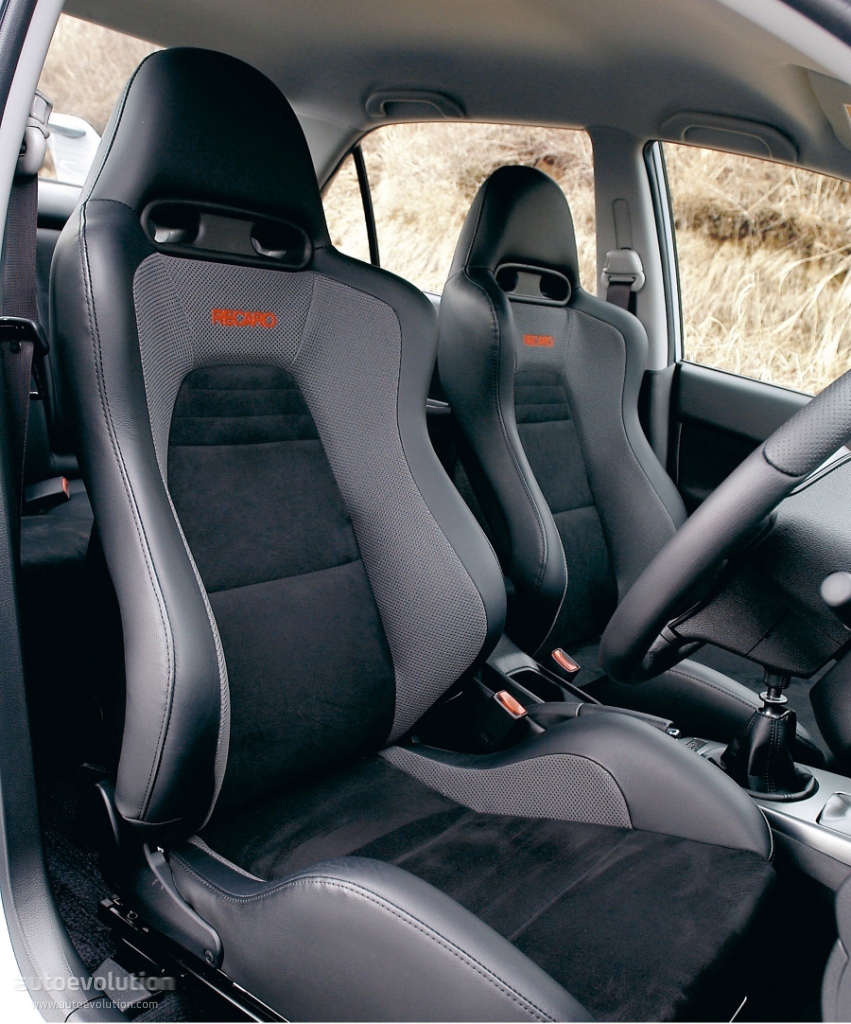 Mitsubishi Lancer Evolution photo 11