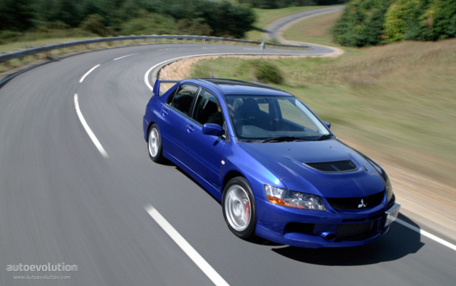 Mitsubishi Lancer Evolution foto 3