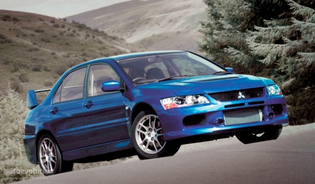 Mitsubishi Lancer Evolution foto 4