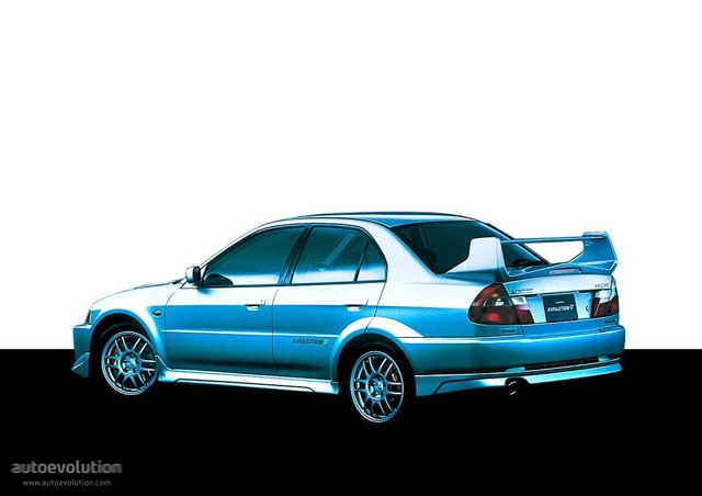 Mitsubishi Lancer Evolution photo 2