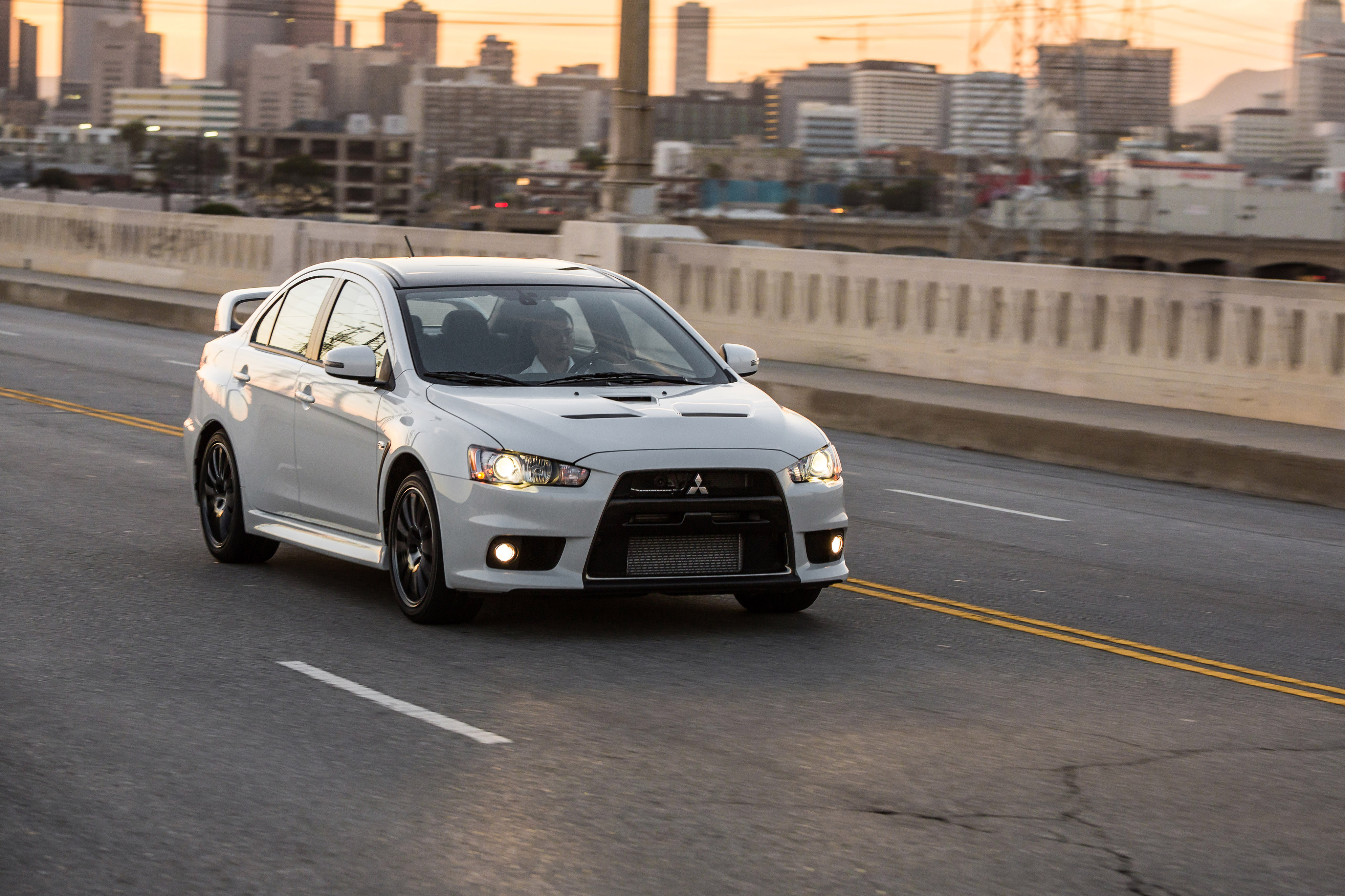 Mitsubishi Lancer Evolution photo 99