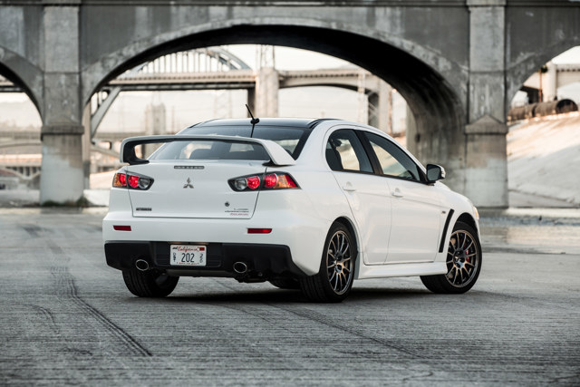 Mitsubishi Lancer Evolution photo 100