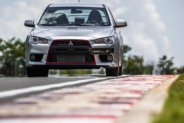 Mitsubishi Lancer Evolution photo 118