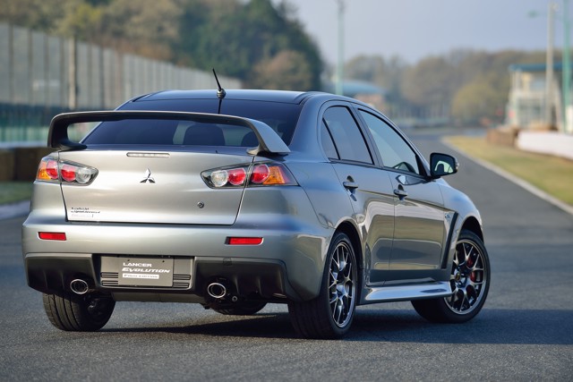 Mitsubishi Lancer Evolution photo 150