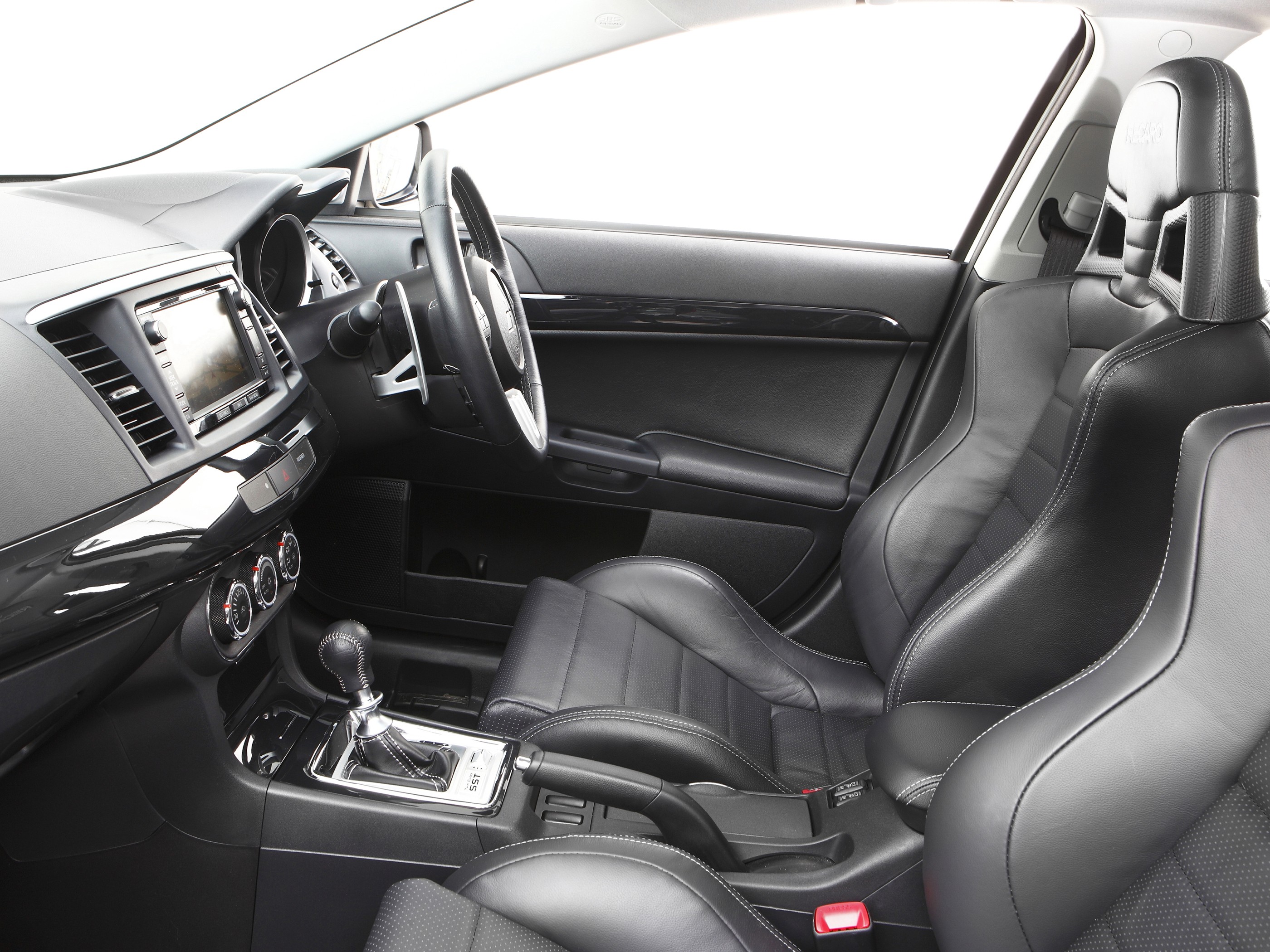 Mitsubishi Lancer Evolution photo 200