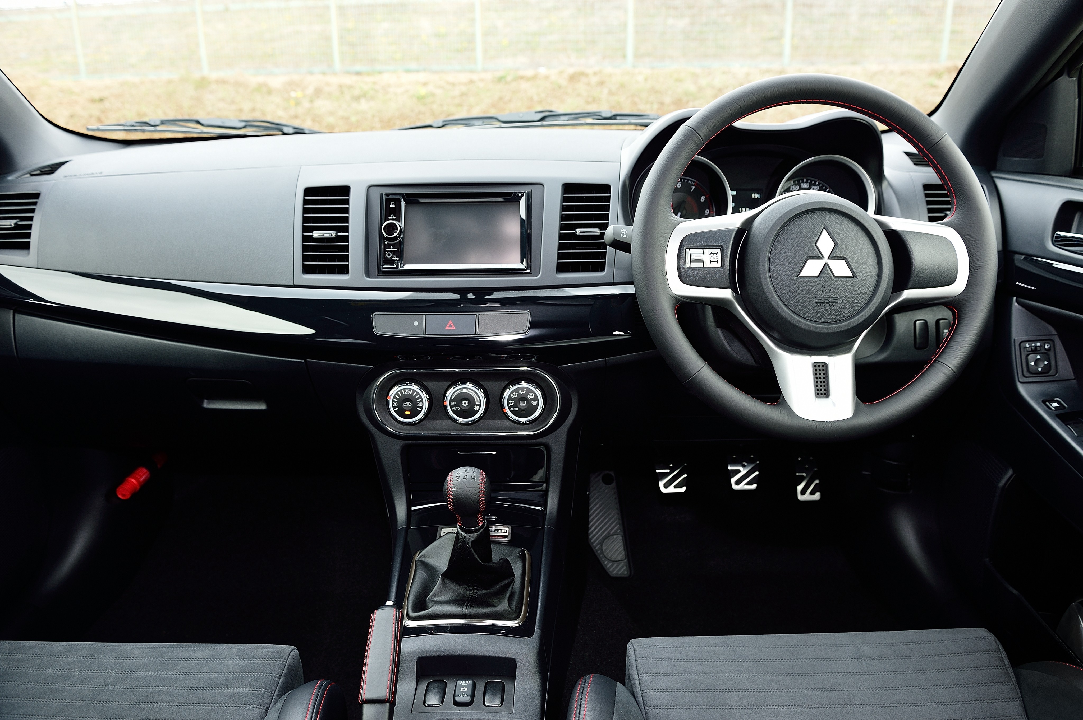 Mitsubishi Lancer Evolution photo 205