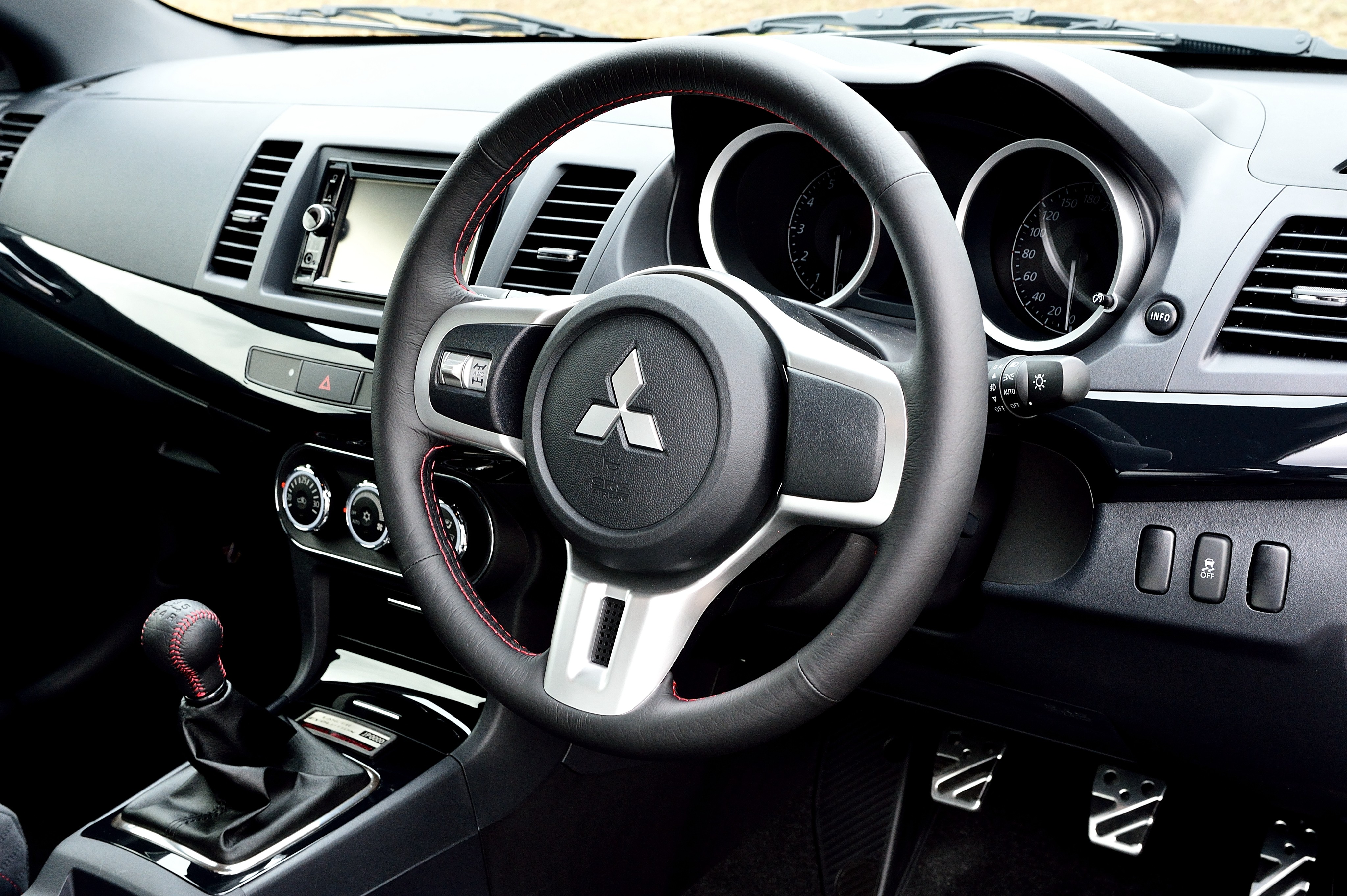 Mitsubishi Lancer Evolution photo 206