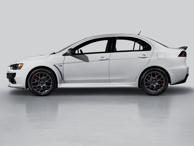 Mitsubishi Lancer Evolution photo 22