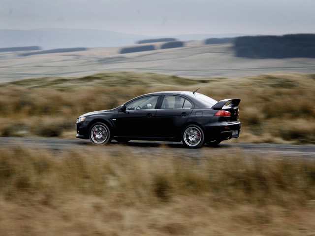 Mitsubishi Lancer Evolution photo 27