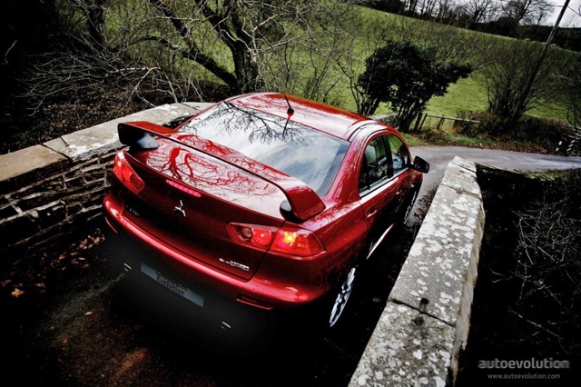 MITSUBISHI Lancer Evolution