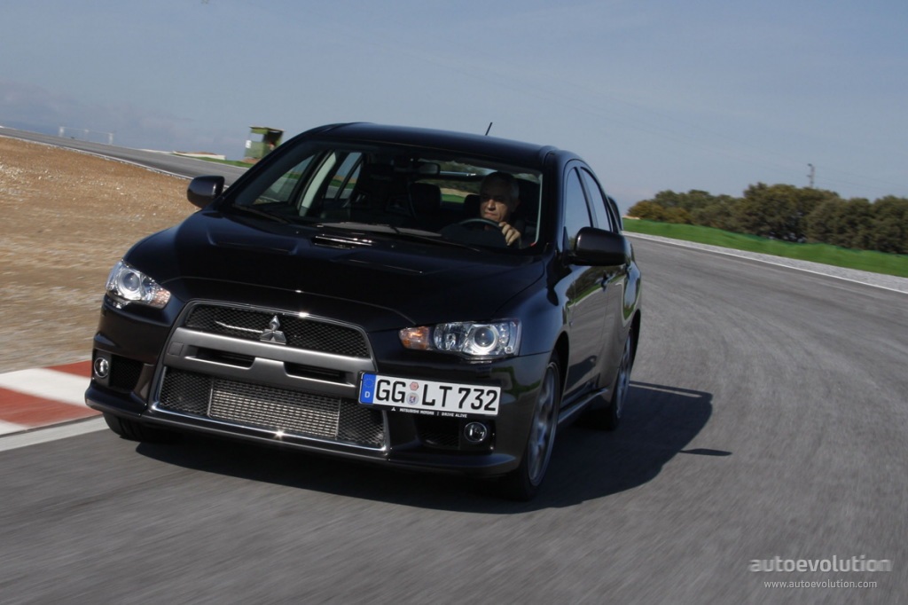 Mitsubishi Lancer Evolution photo 5