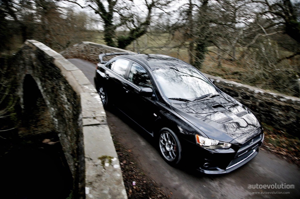 Mitsubishi Lancer Evolution photo 9
