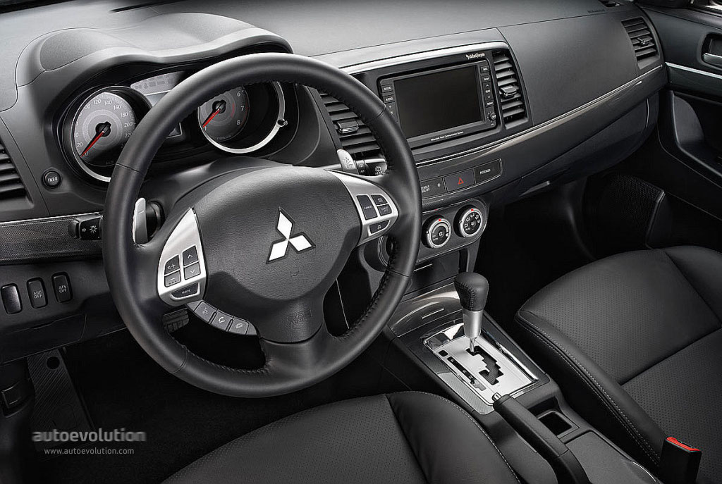 Mitsubishi Lancer Hatchback photo 10